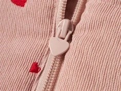 Name It vest pale mauve med hjertebroderi